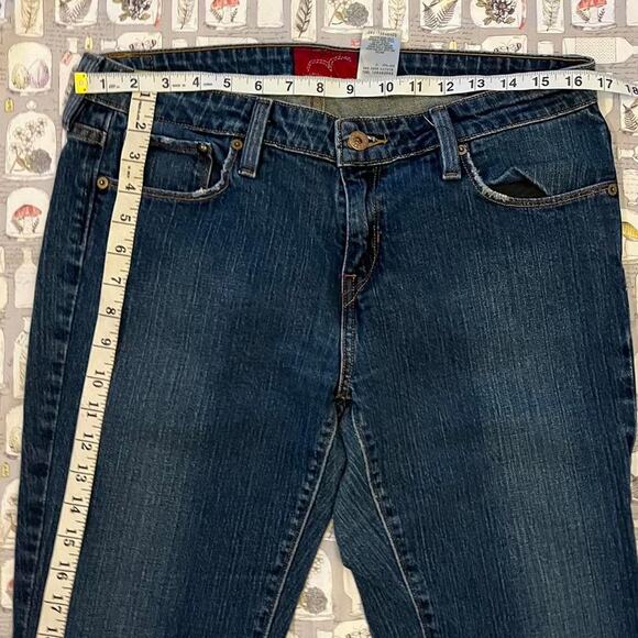 Levis vintage bootcut 565 jeans - Picture 5 of 9